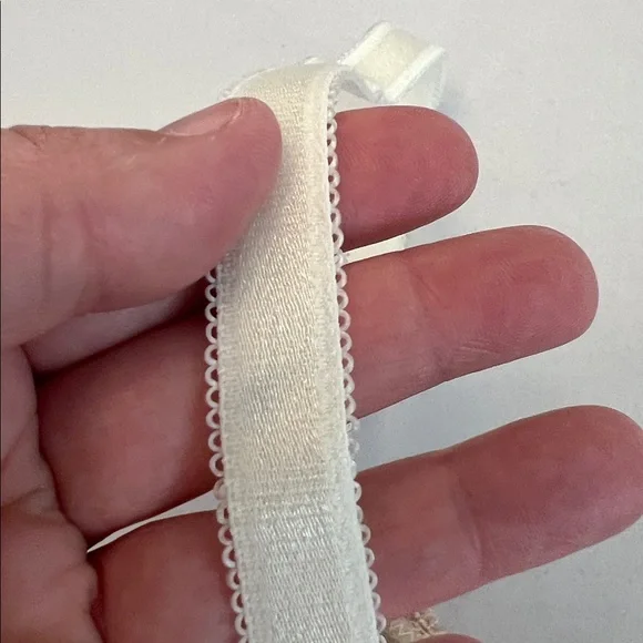 VINTAGE RALPH LAUREN SHEER NUDE UNLINED UNDERWIRE FLORAL LACE BRA SIZE 38C - Picture 9 of 13